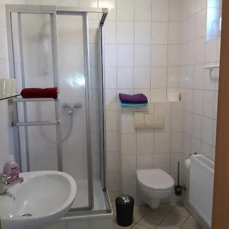 Zimmervermietung Lehmann *